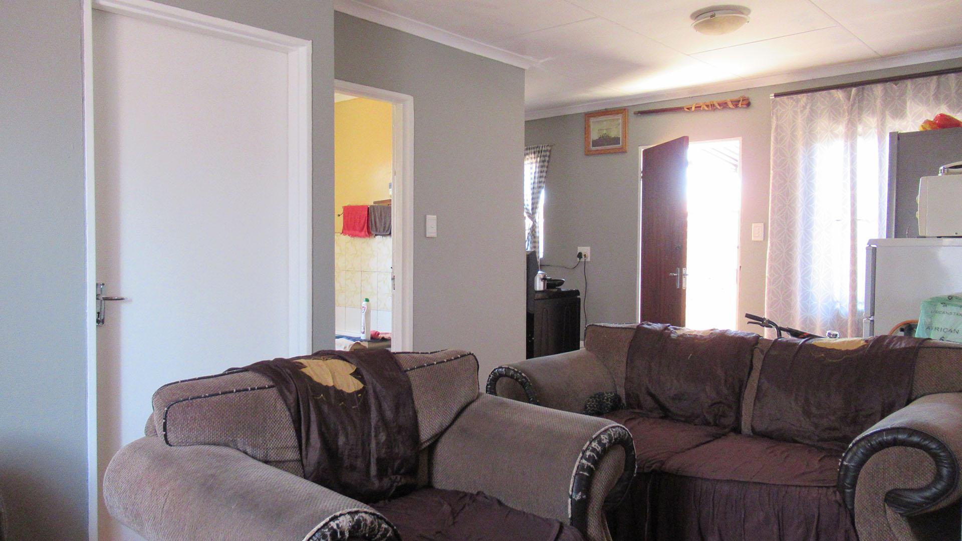 Lounges of property in Protea Glen