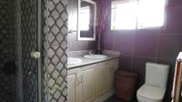 Bathroom 1 - 7 square meters of property in Avoca