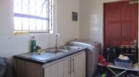 Kitchen - 7 square meters of property in Westonaria