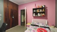 Bed Room 3 - 14 square meters of property in Villieria