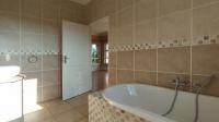 Bathroom 1 - 21 square meters of property in Mooikloof