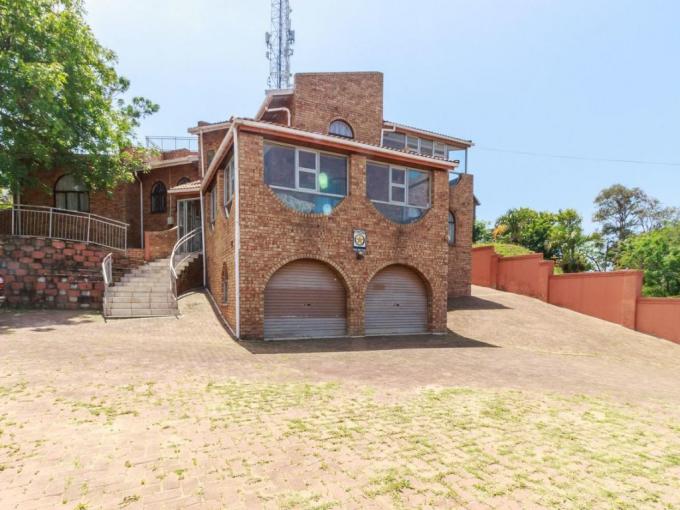 9 Bedroom House for Sale For Sale in Durban North  - MR607558