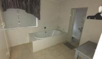 Main Bathroom - 14 square meters of property in Marloth Park