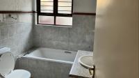 Bathroom 1 - 6 square meters of property in Broadacres