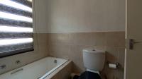 Bathroom 1 - 4 square meters of property in Honey Park