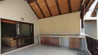 Balcony - 37 square meters of property in Witkoppen