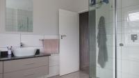 Main Bathroom - 10 square meters of property in Amorosa