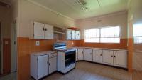 Kitchen - 13 square meters of property in Kew