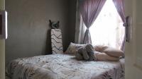 Bed Room 2 - 10 square meters of property in Westonaria