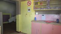 Kitchen - 10 square meters of property in Westonaria