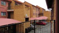 Balcony - 4 square meters of property in Brackendowns