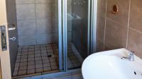Bathroom 1 - 3 square meters of property in Die Bult