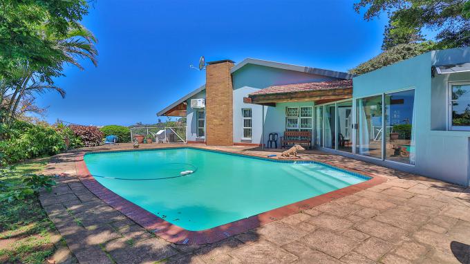 4 Bedroom House for Sale For Sale in Amanzimtoti  - MR610275