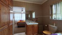 Main Bathroom - 10 square meters of property in Moreletapark