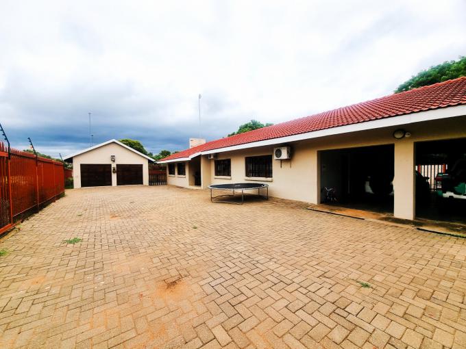3 Bedroom House for Sale For Sale in Polokwane - MR611313