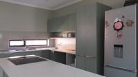 Kitchen - 14 square meters of property in Cosmo City