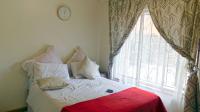 Bed Room 1 - 11 square meters of property in Regency Park