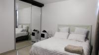 Main Bedroom - 17 square meters of property in Durban Central
