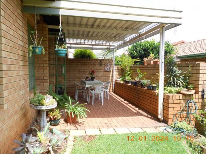 1 Bedroom House for Sale For Sale in Newlands - MR612619