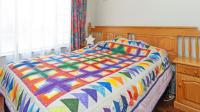 Bed Room 1 - 11 square meters of property in Van Riebeeckpark