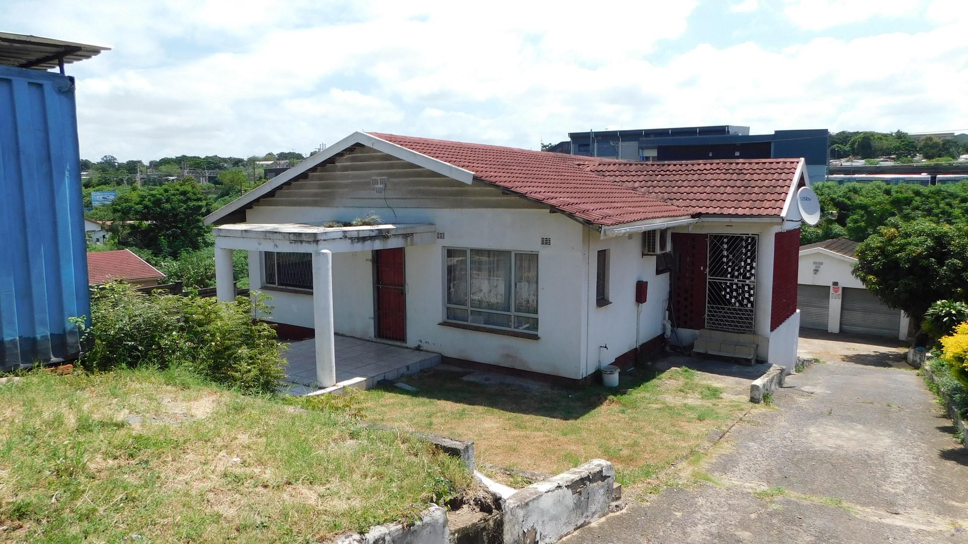 Front View of property in KwaMashu