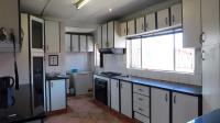 Kitchen - 36 square meters of property in KwaMashu