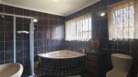 Main Bathroom - 9 square meters of property in Ferryvale