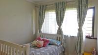 Bed Room 2 - 14 square meters of property in Farningham Ridge