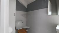Bathroom 1 - 5 square meters of property in Plumstead