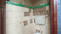Guest Toilet - 2 square meters of property in Bezuidenhout Valley