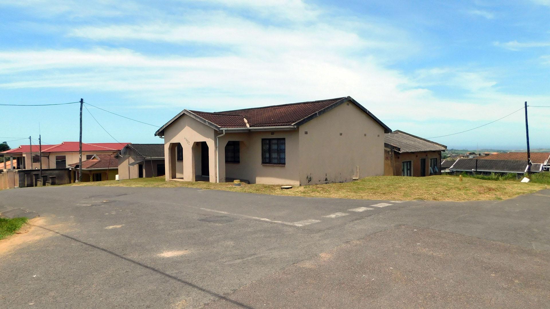 Front View of property in Lovu