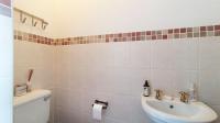 Guest Toilet - 3 square meters of property in Bronkhorstspruit