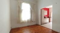 Dining Room - 13 square meters of property in Bezuidenhout Valley