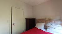 Bed Room 1 - 13 square meters of property in Lone Hill