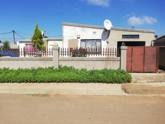 2 Bedroom House for Sale For Sale in Vlakfontein - MR613470