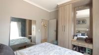 Main Bedroom - 14 square meters of property in Pretoria North