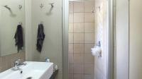 Bathroom 1 - 4 square meters of property in Murrayfield