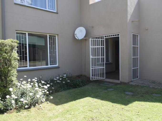 2 Bedroom Sectional Title for Sale For Sale in Beyers Park - MR614522