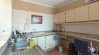 Scullery - 12 square meters of property in Magalieskruin