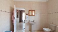 Main Bathroom - 12 square meters of property in The Orchards