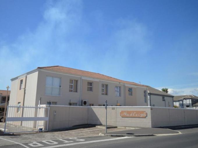 3 Bedroom Apartment for Sale For Sale in Gordons Bay - MR616173