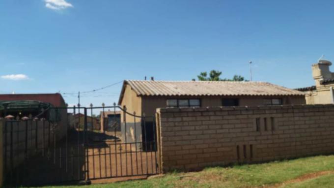 SA Home Loans Sale in Execution 2 Bedroom House for Sale in Sebokeng - MR616434