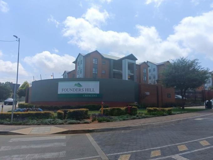 2 Bedroom Apartment for Sale For Sale in Modderfontein - MR617082