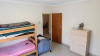 Bed Room 2 - 18 square meters of property in Howick