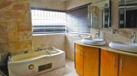 Main Bathroom - 24 square meters of property in Umhlanga Rocks