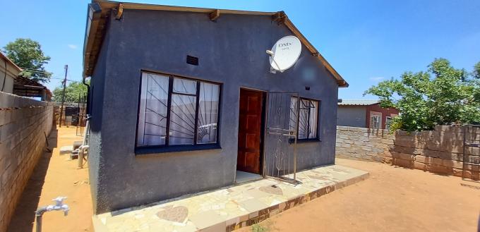 House for Sale For Sale in Thulani - MR617986