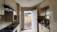 Kitchen - 8 square meters of property in Crystal Park