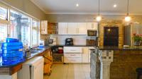 Kitchen - 31 square meters of property in Scottburgh South