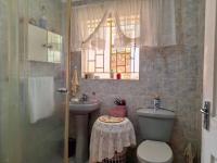 Bathroom 1 of property in Eersterust