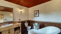Main Bathroom - 12 square meters of property in Benoni